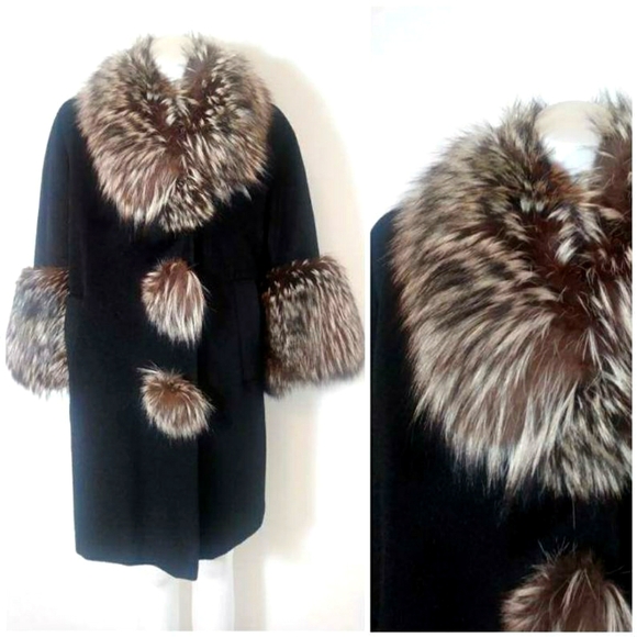 SOLD💖 Bergdorf Goodman New York Plaza Fur collar - Picture 3 of 12